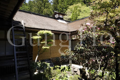 Kongobu-ji Temple Courtyard (Tsuboniwa)